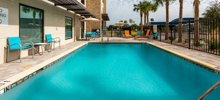 迈尔斯堡海滩-萨尼贝尔盖特威智选假日套房酒店(Holiday Inn Express & Suites FT Myers Beach-Sanibel Gateway)图片