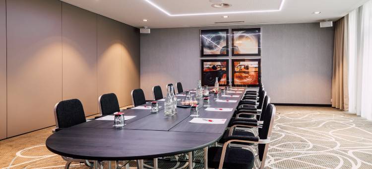 苏黎世机场莱昂纳多酒店(Leonardo Hotel Zurich Airport)图片