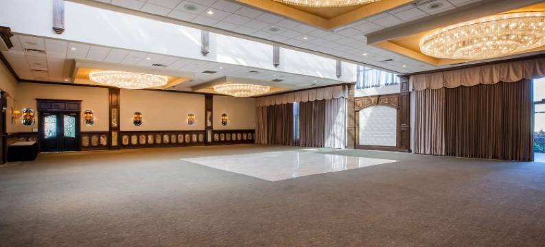罗切斯特希尔斯戴斯套房酒店(Days Inn & Suites by Wyndham Rochester Hills MI)图片