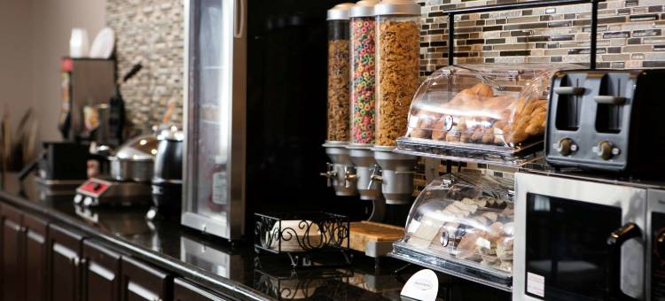 莫比尔萨拉兰北舒眠套房旅店(Sleep Inn & Suites North Mobile Saraland)图片