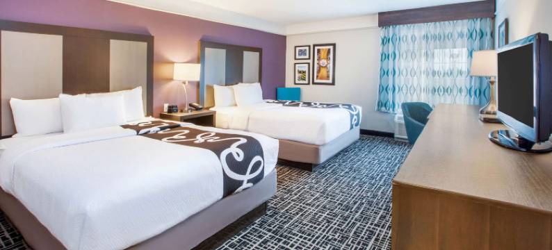 弗洛伦斯辛辛那提机场拉昆塔温德姆套房酒店(La Quinta Inn & Suites by Wyndham Cincinnati Airpt Florence)图片