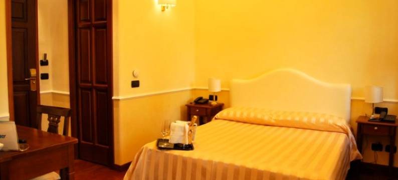 露多维希华丽酒店(Ludovisi Luxury Rooms)图片