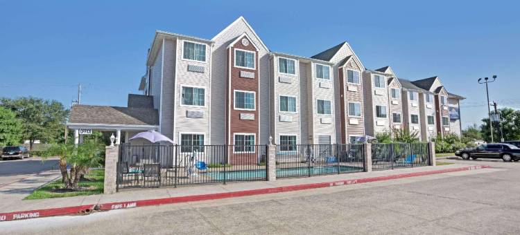 休斯顿麦客达套房酒店(Microtel Inn & Suites by Wyndham Houston)图片