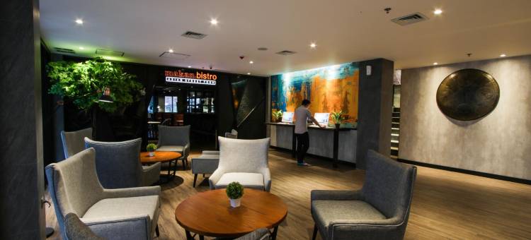 老兵的日夜旅馆(All Nite and Day Veteran)图片