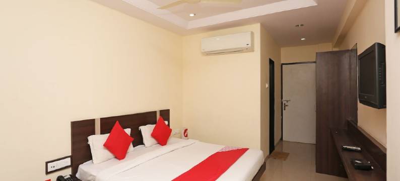 OYO 22040 Hotel Central Plaza图片