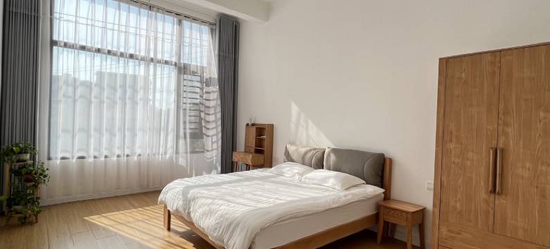 三只猫咪公寓(绣球大道1号分店)图片