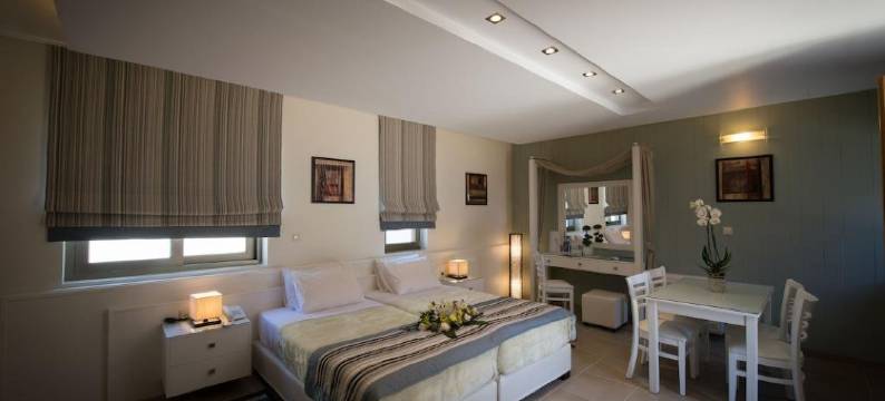 曼提尼亚湾酒店(Mantinia Bay Hotel)图片