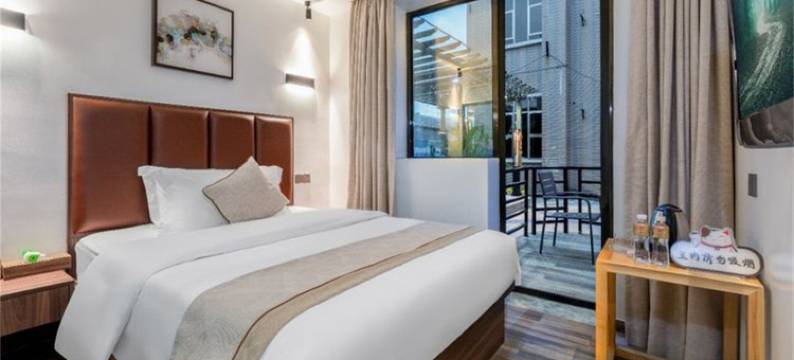 广东别墅小小可(明月山溪大道8号分店)图片