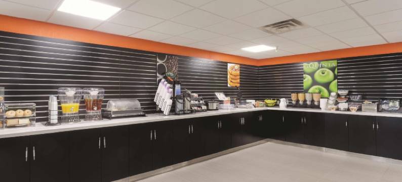 诺克斯维尔东拉昆塔温德姆套房酒店(La Quinta Inn & Suites by Wyndham Knoxville East)图片