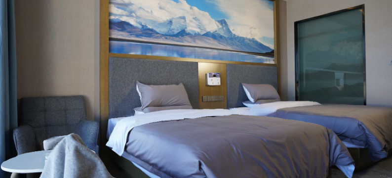 芒康康愿假日大酒店图片