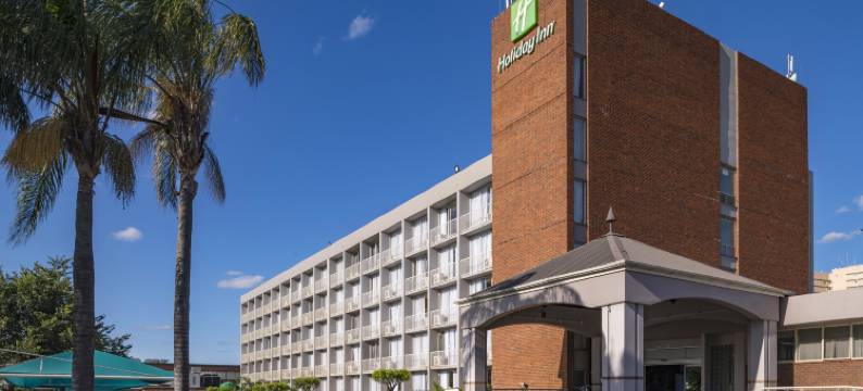 布拉瓦约假日酒店(Holiday Inn BULAWAYO by IHG)图片