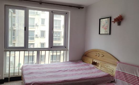 面朝大海春暖花开外景图