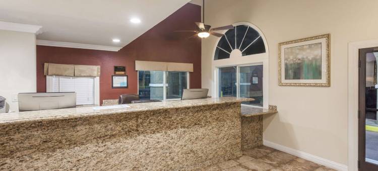 赫米特Travelodge by Wyndham(Travelodge Hemet CA)(Travelodge by Wyndham Hemet CA)图片