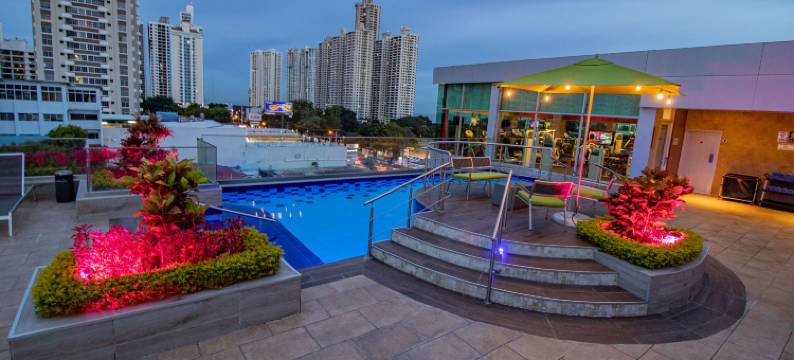 巴拿马城蓬塔帕西菲华美达广场酒店(Ramada Plaza by Wyndham Panama Punta Pacifica)图片