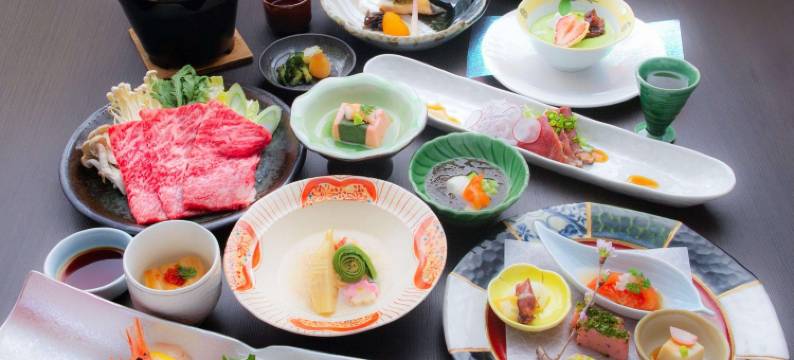 奥日光高原酒店(Okunikko Kogen Hotel)图片