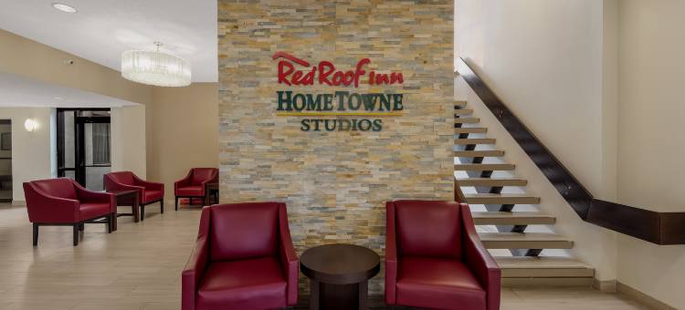 HomeTowne Studios Painted Post图片