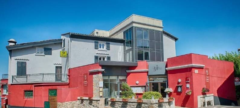 罗吉斯酒店乐贝尔维(Logis Hôtel le Bellevue)图片