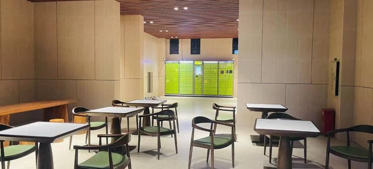 汕沐逸居loft公寓(兴港南路分店)图片