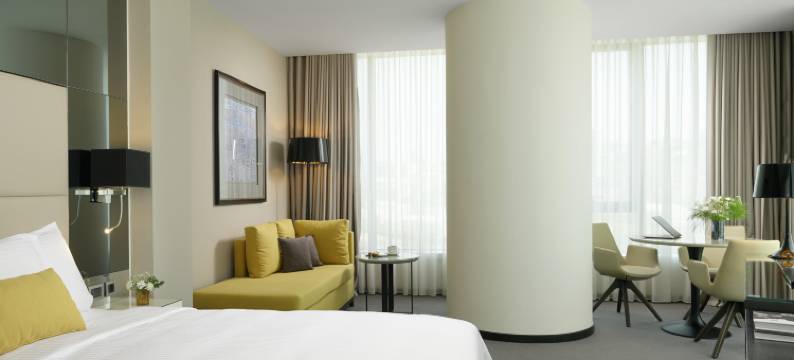 韦斯特赛德罗塔纳中心酒店(Centro Westside by Rotana)图片