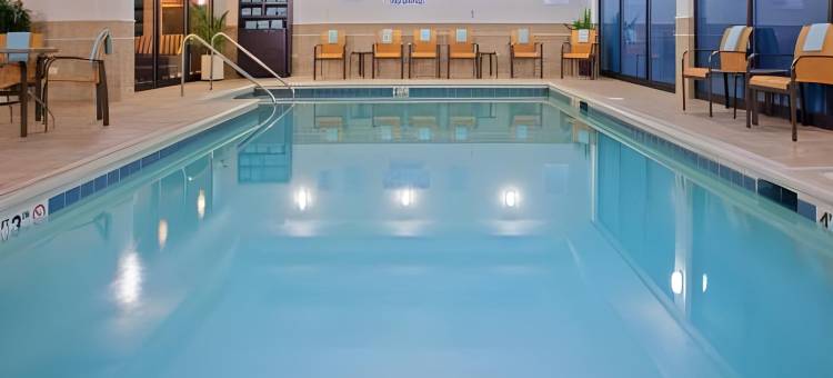 芝加哥中途机场万怡酒店(Courtyard Chicago Midway Airport)图片