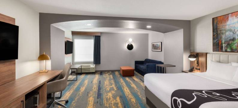 诺克斯维尔佩普米尔拉昆塔温德姆套房酒店(La Quinta Inn & Suites by Wyndham Knoxville Papermill)图片