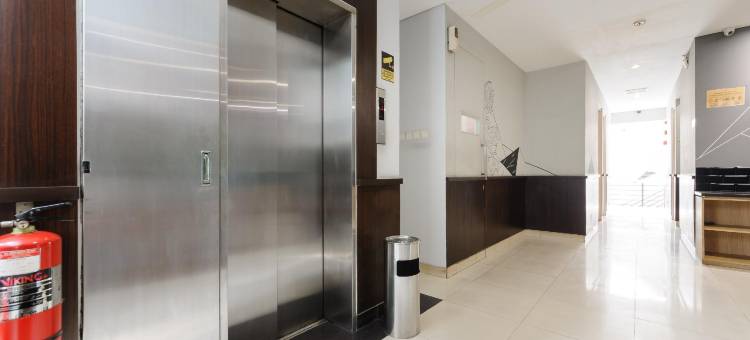 红门酒店普拉斯-近雅加达印尼大商场(RedDoorz Plus near Grand Indonesia Jakarta)图片