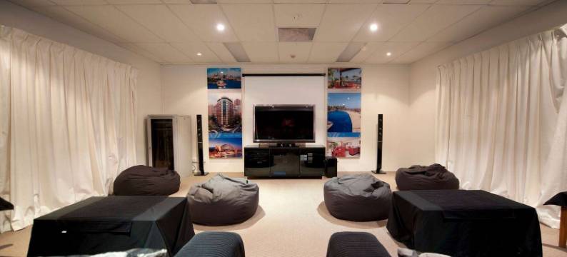 黄金海滩温德姆华美达度假村(Ramada Resort by Wyndham Golden Beach)图片