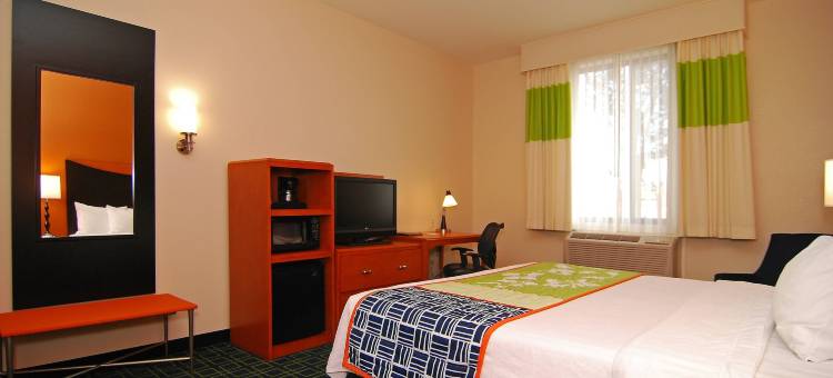 特哈查比万枫酒店(Fairfield Inn & Suites Tehachapi)图片