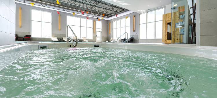 萨格奈会议中心万豪德尔塔酒店(Delta Hotels Saguenay Conference Centre)图片