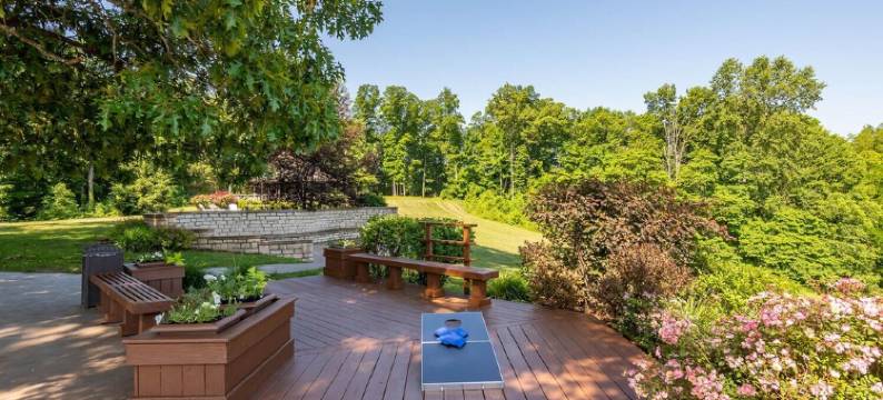 Dream Getaway Cottage w/ Endless Hilltop Views - Seasonal Pool/Hot Tub图片