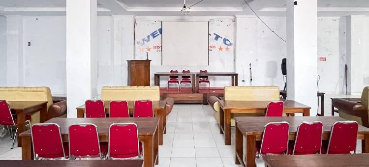 Urbanview Hotel Grand Seven One Manna图片