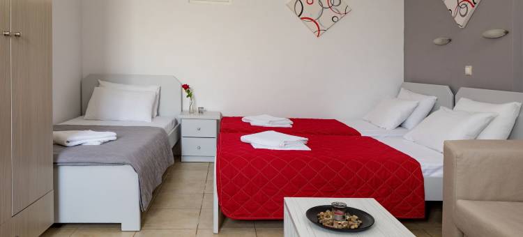 阿克罗亚利约翰客房酒店(John Akroyiali)图片