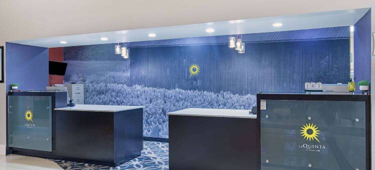 博林格林拉昆塔温德姆套房酒店(La Quinta Inn & Suites by Wyndham Bowling Green)图片