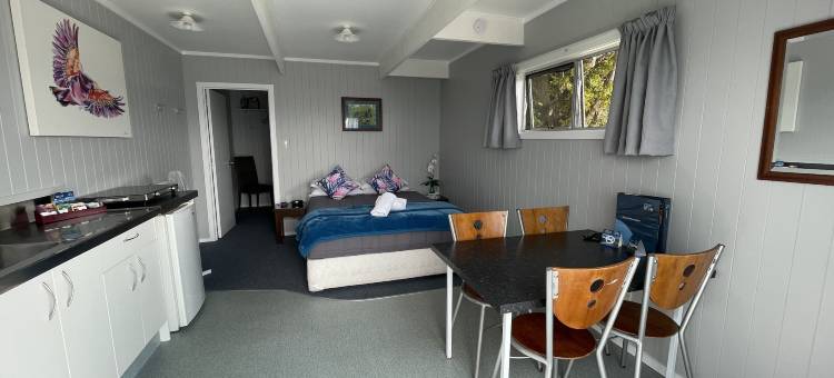 莫图特尔海湾前十大假日公园酒店(Motutere Bay Top 10 Holiday Park)图片