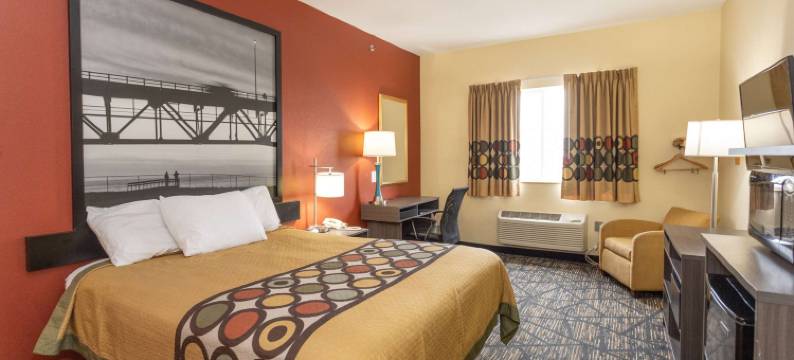 大急流城速8酒店(Super 8 by Wyndham Big Rapids)图片