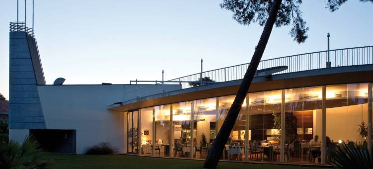 TH 蒂勒尼亚 - 绿色公园美居度假村(TH Tirrenia - Green Park Resort)图片