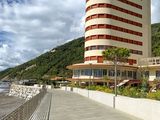 托雷法拉大酒店