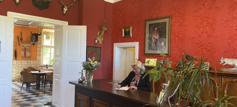 拉兰多夫狩猎城堡(Jagdschloss Lalendorf)图片