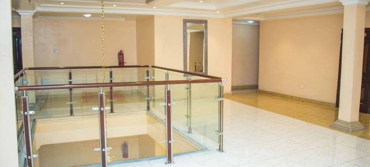 皇家克雷斯特套房酒店(Royal Crest Hotel & Suites)图片