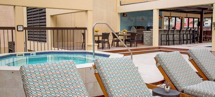 雅诗顿威基基海滩酒店(Aston Waikiki Beach Tower)图片