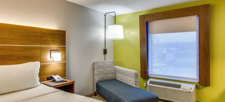 文森斯智选假日酒店(Holiday Inn Express Vincennes)图片