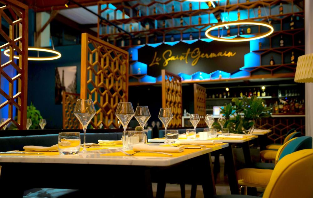 Le Louvre Hotel & Spa Over view