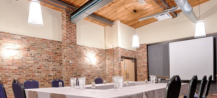 鲁安诺兰达品质酒店(Quality Inn Rouyn-Noranda)图片