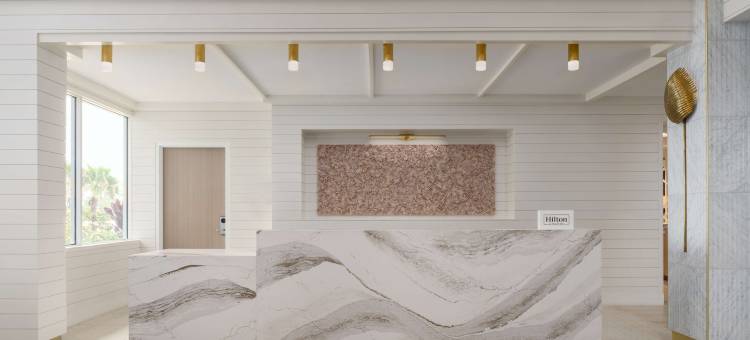 坦帕湾 - 北雷廷顿海滩希尔顿逸林海滩度假酒店(DoubleTree Beach Resort by Hilton Hotel Tampa Bay - North Redington Beach)图片