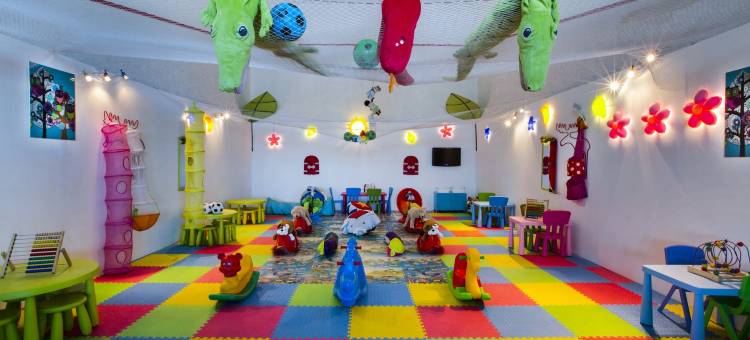 达芙拉海滩酒店(Dhafra Beach Hotel)图片