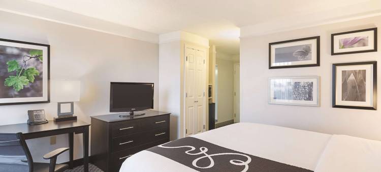 奥斯汀圆石城拉昆塔温德姆套房酒店(La Quinta Inn & Suites by Wyndham Austin Round Rock)图片