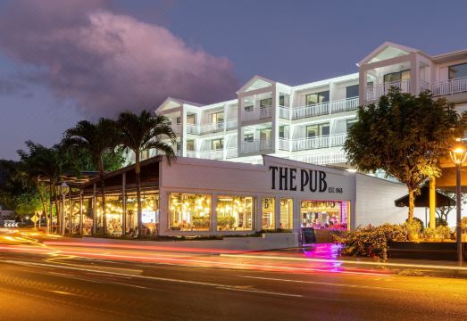 Airlie Beach Hotel Over view