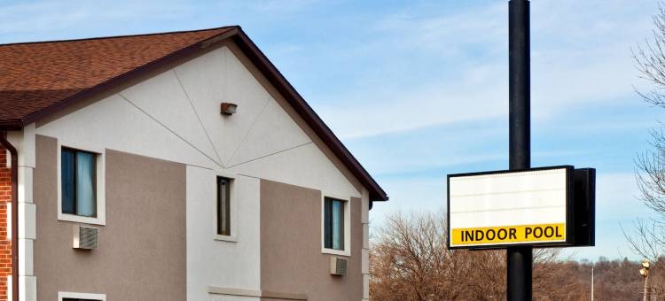 康瑟尔布拉夫斯温德姆美吟温德姆酒店(AmericInn by Wyndham Council Bluffs)图片