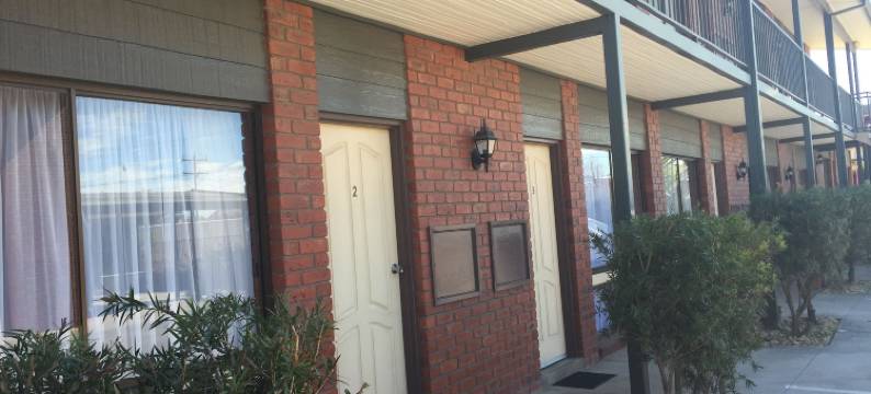 普鲁格曼斯汽车旅馆(Ploughmans Motor Inn)图片