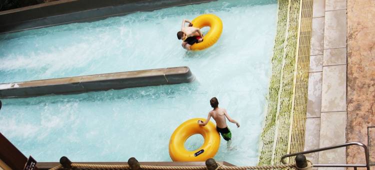 六旗大逃亡旅馆及室内水上乐园(Six Flags Great Escape Lodge & Indoor Waterpark)图片